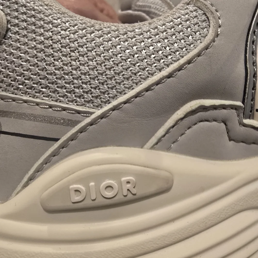 Dior Men's Gray Sneakers - Picture 13 of 17